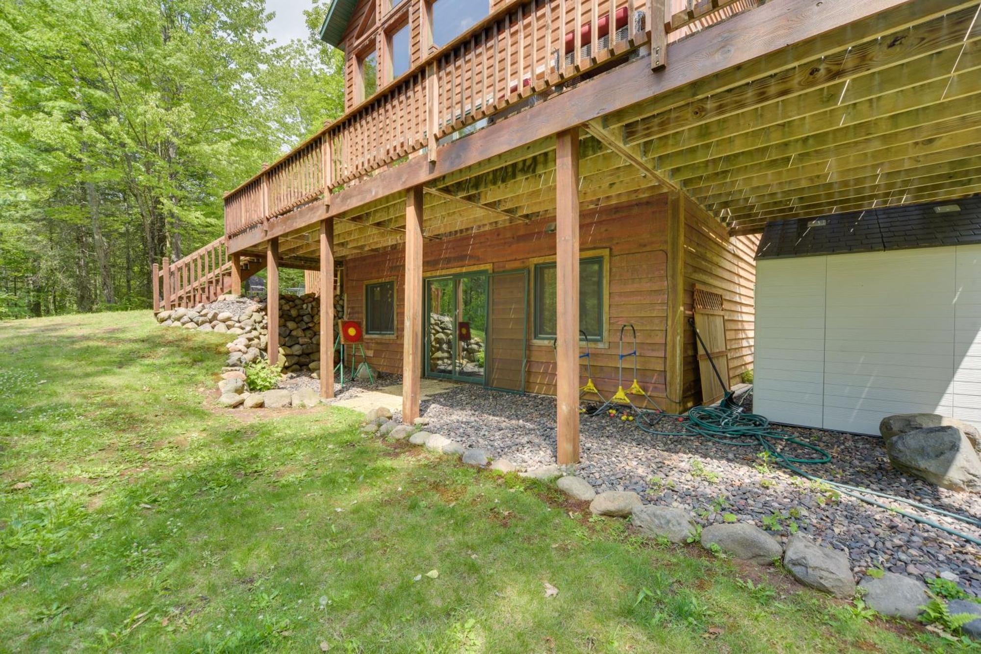 Scenic Hayward Lake View Retreat With Fire Pit Exterior photo